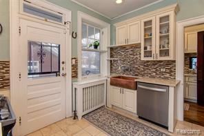 22 Edison Street Property Photo 15