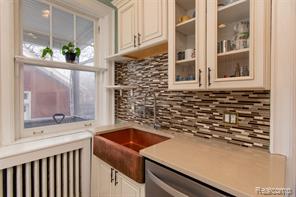 22 Edison Street Property Photo 16