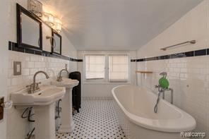 22 Edison Street Property Photo 38