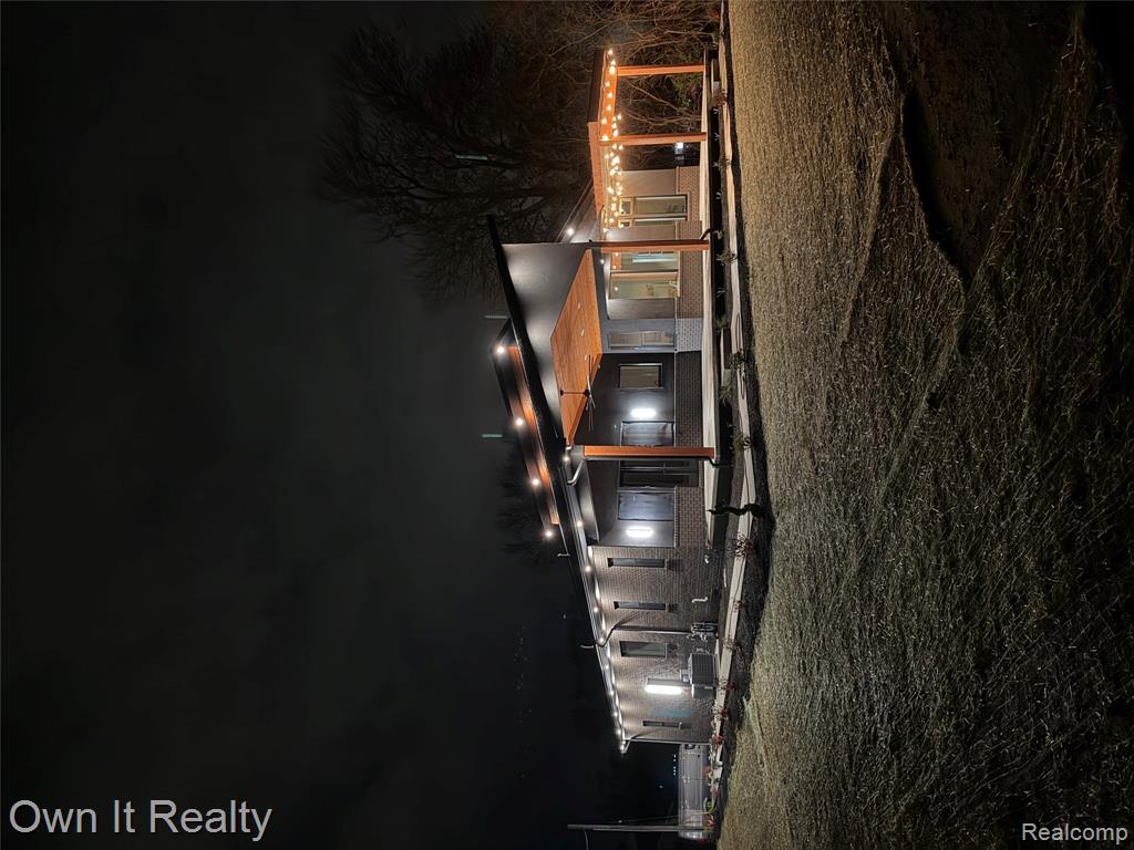2020 Edgewater Street Property Photo 37