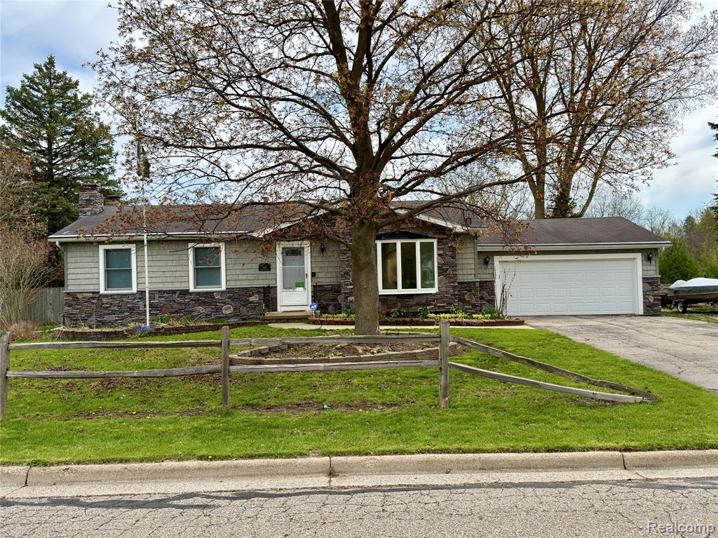 5934 Montebello Avenue Property Photo 1