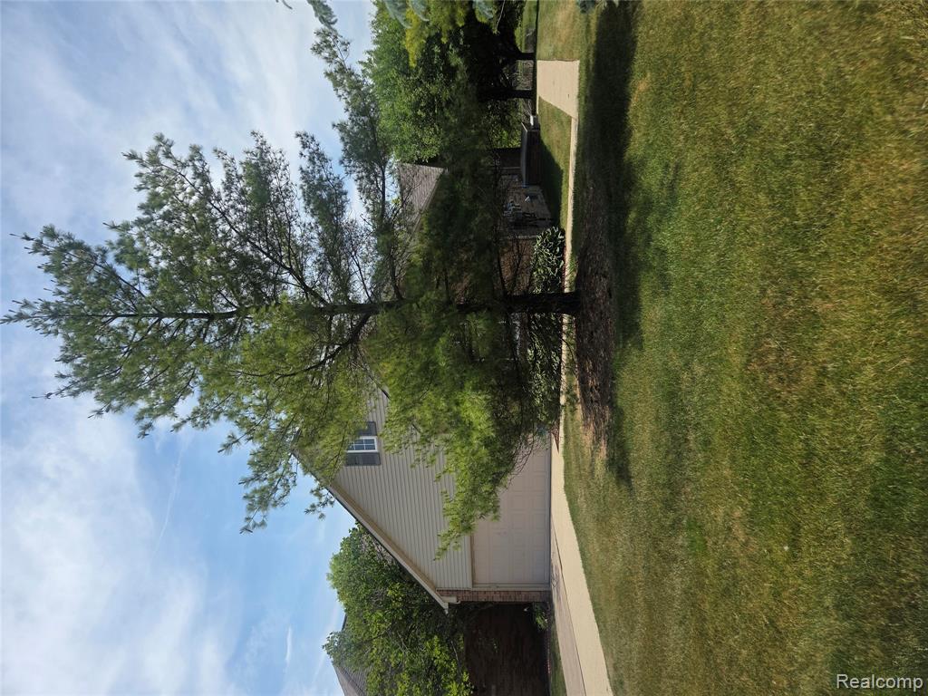 1900 Player Circle Property Photo 4