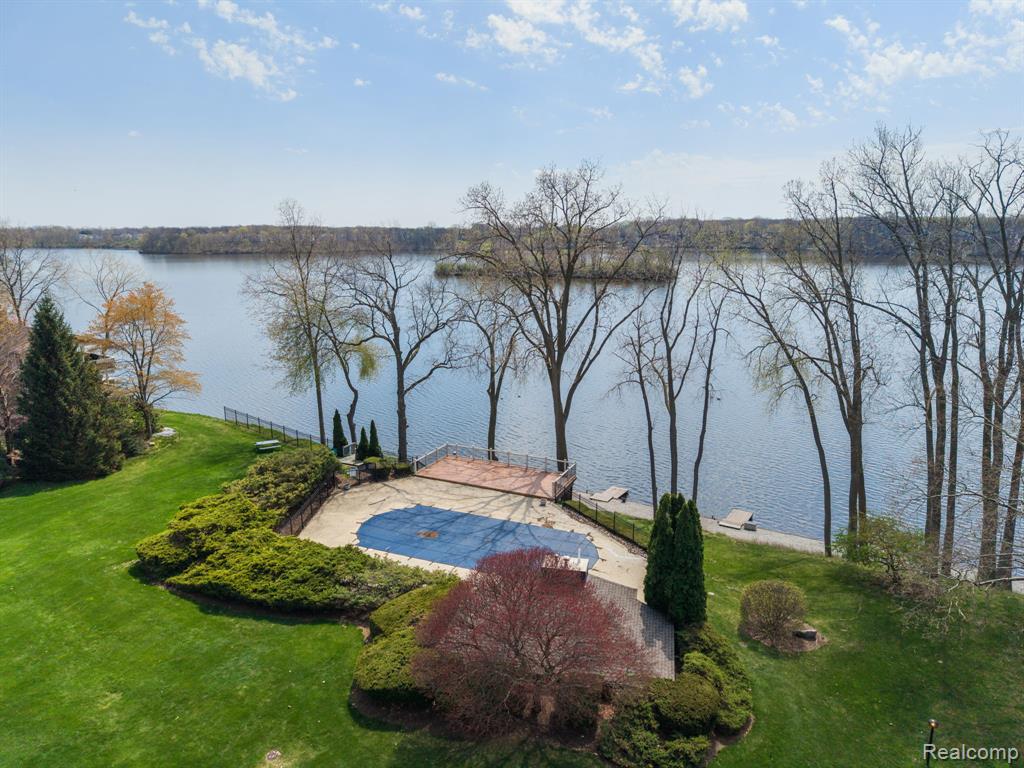 1680 Cliffs Landing Property Photo 49