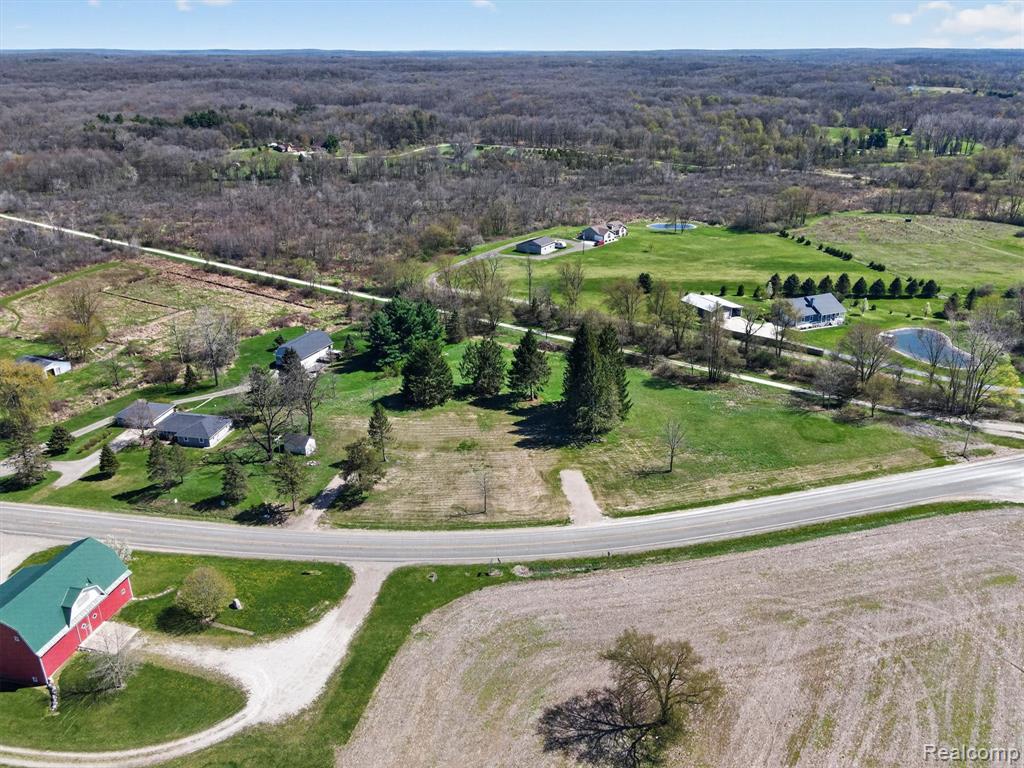 VL 2.79 Acres W M-36 Property Photo 1