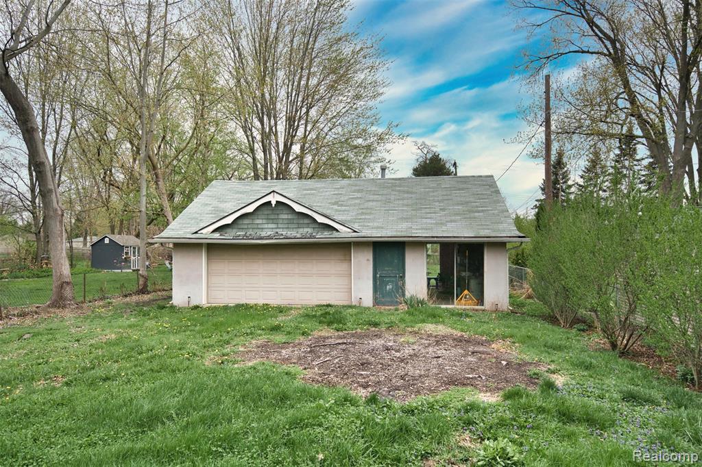 104 Leroy Avenue Property Photo 4