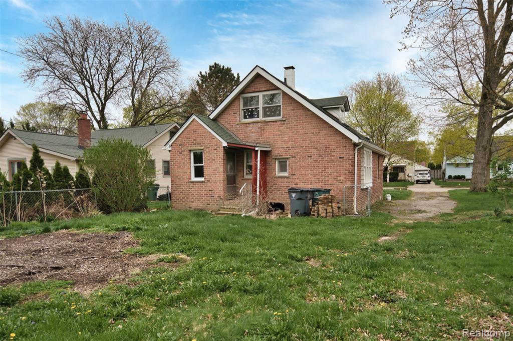 104 Leroy Avenue Property Photo 5