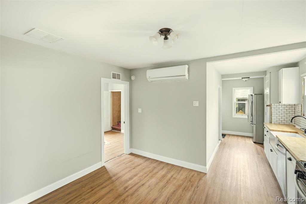 104 Leroy Avenue Property Photo 13