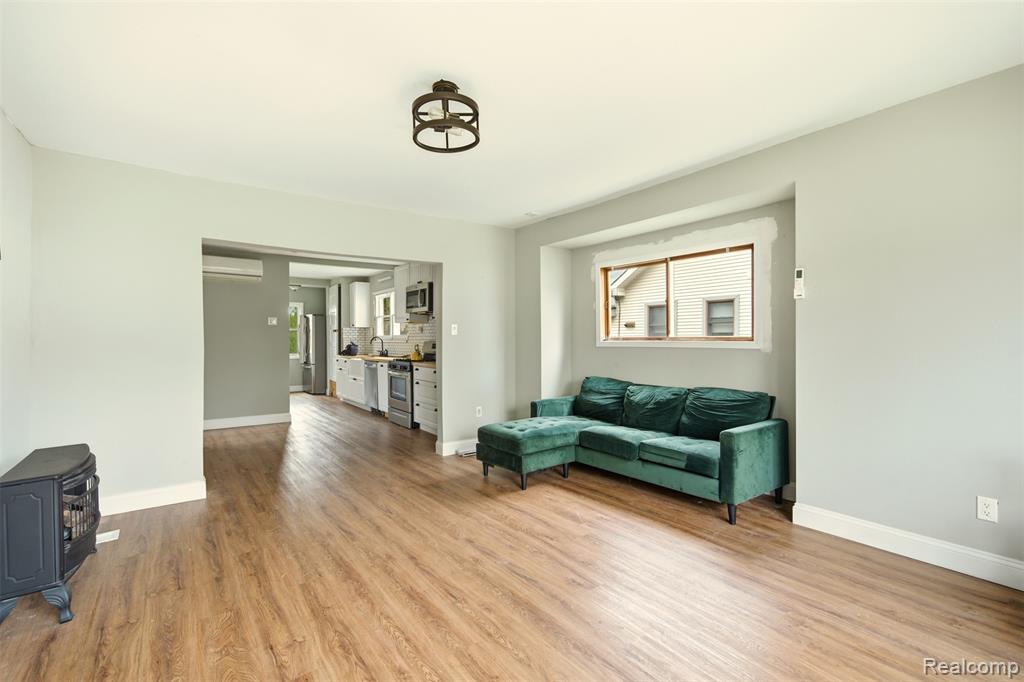 104 Leroy Avenue Property Photo 16
