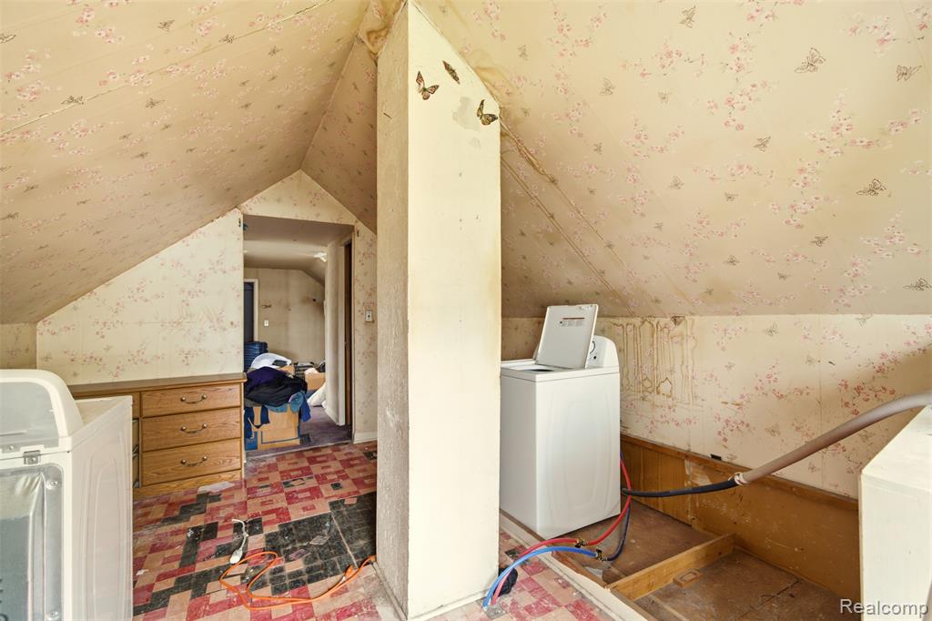 104 Leroy Avenue Property Photo 23