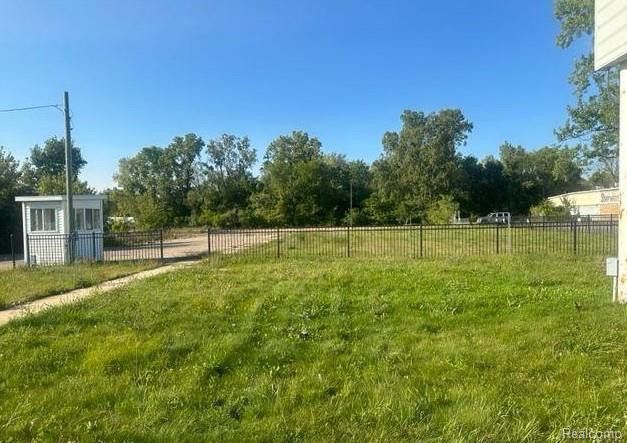 4028 W Pierson Road Property Photo 2