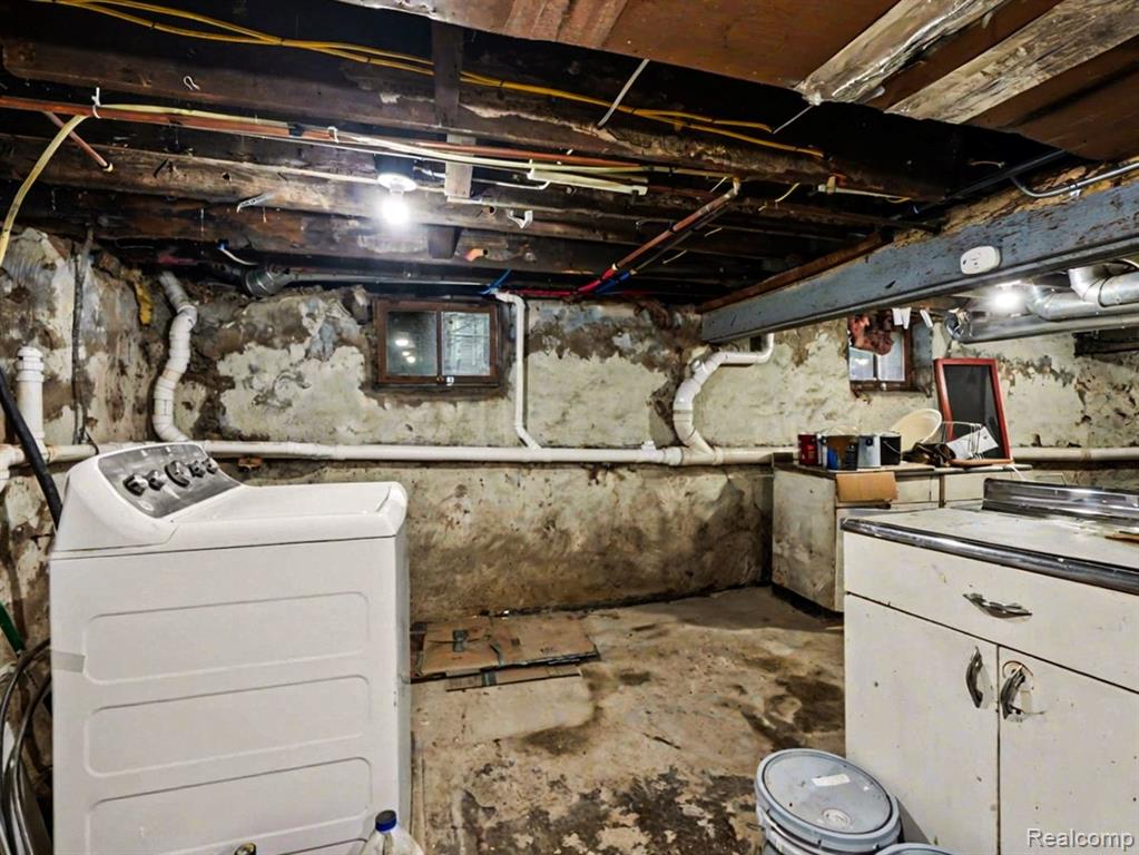 120 Depot Street Property Photo 18