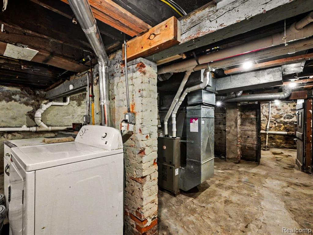120 Depot Street Property Photo 19