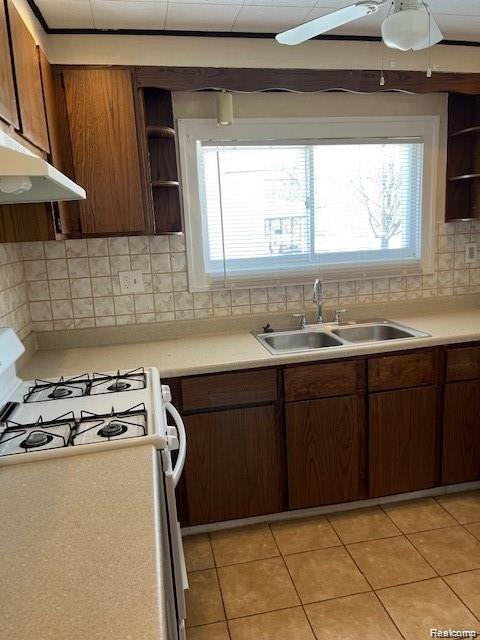 304 Ecorse Road Property Photo 2