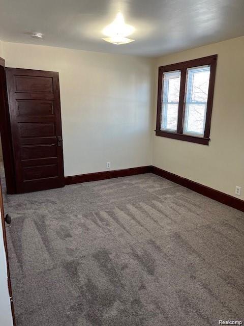 304 Ecorse Road Property Photo 11