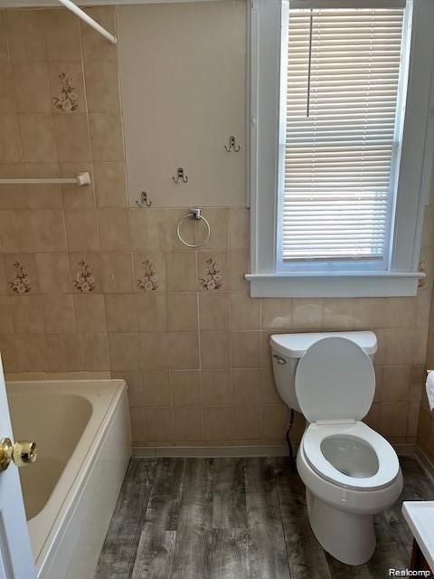 304 Ecorse Road Property Photo 12