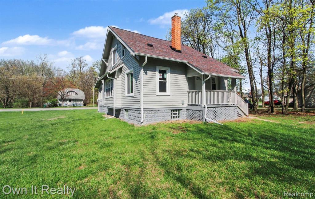 6023 Wayne Road Property Photo 3