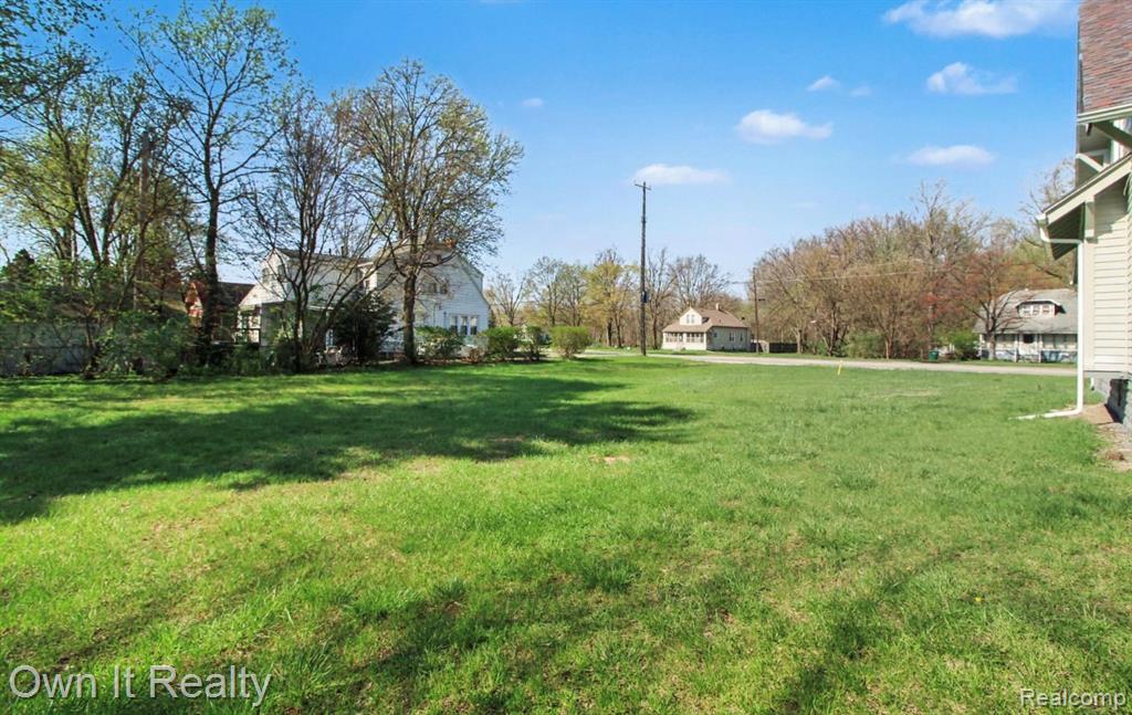 6023 Wayne Road Property Photo 23