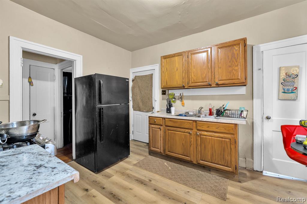 6732 Clifton Street Property Photo 10
