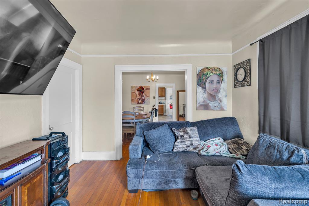 6732 Clifton Street Property Photo 18