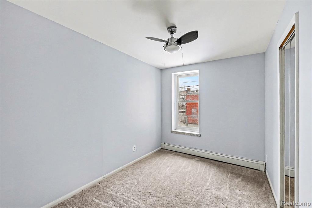 120 Seward Street Property Photo 16