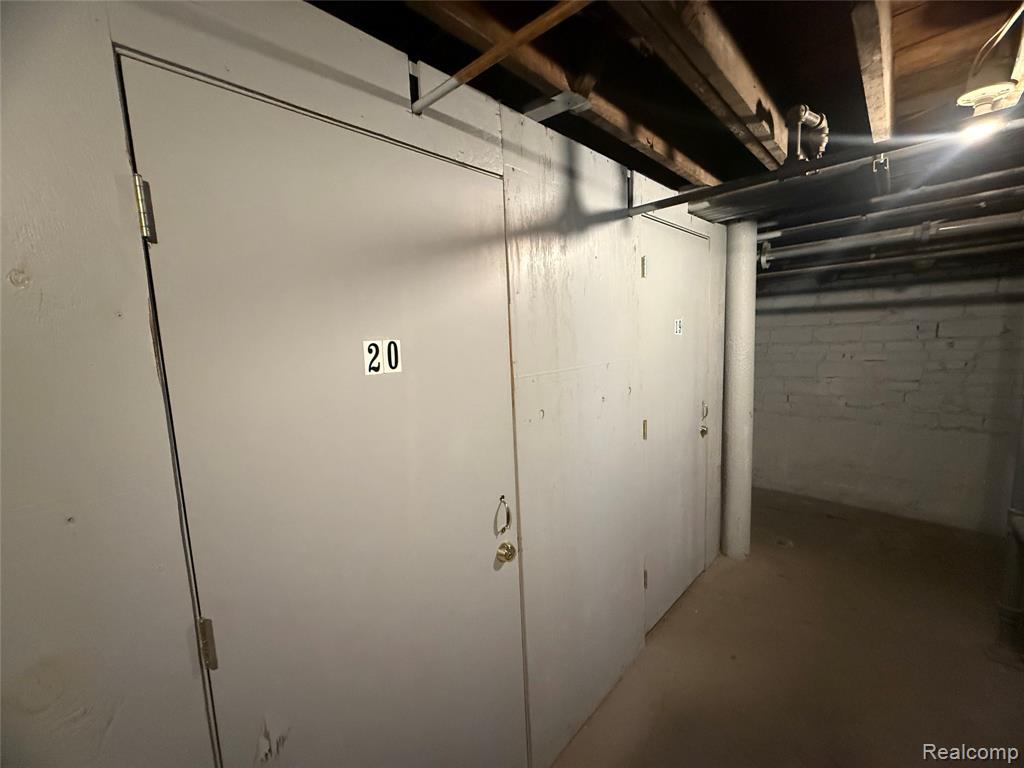 120 Seward Street Property Photo 17
