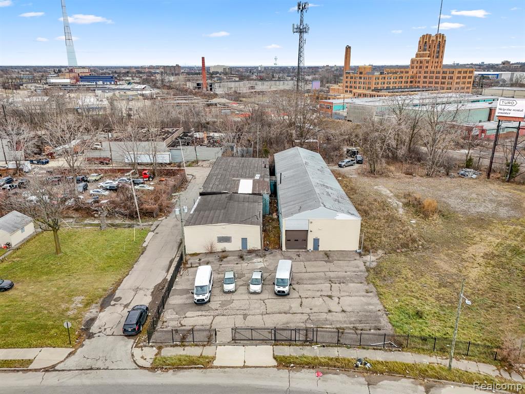 15331 Idaho Avenue Property Photo 4