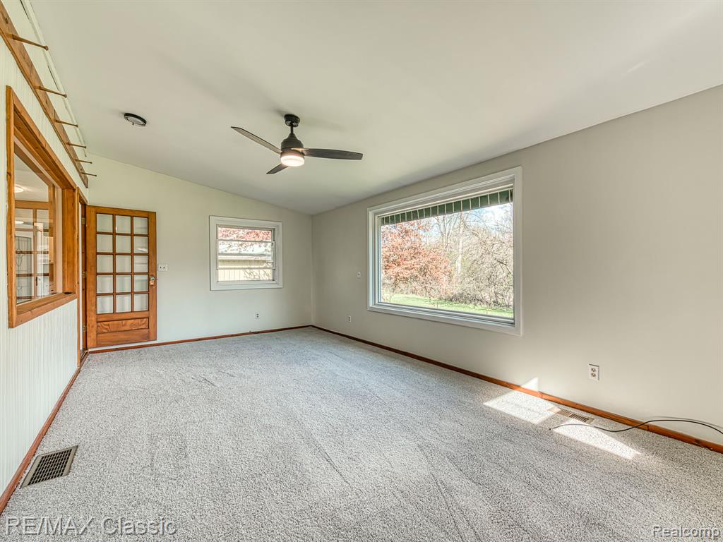 428 E Shore Drive Property Photo 17
