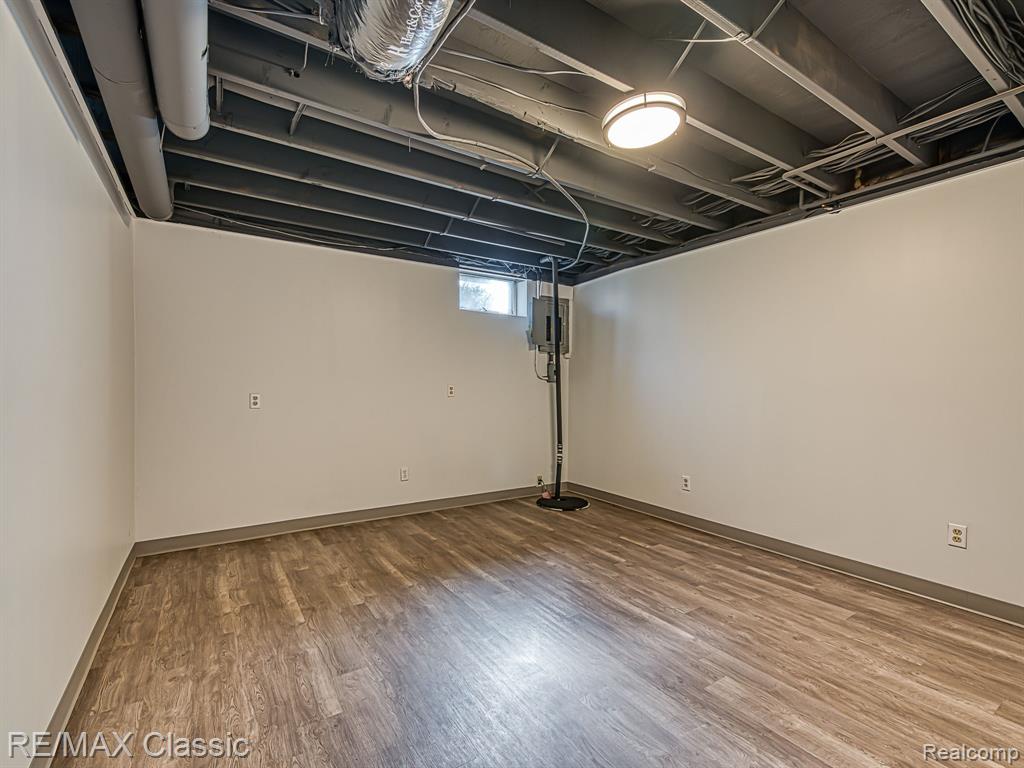428 E Shore Drive Property Photo 34