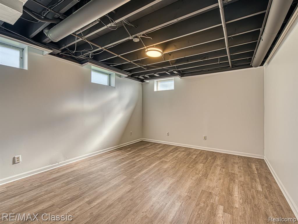 428 E Shore Drive Property Photo 35