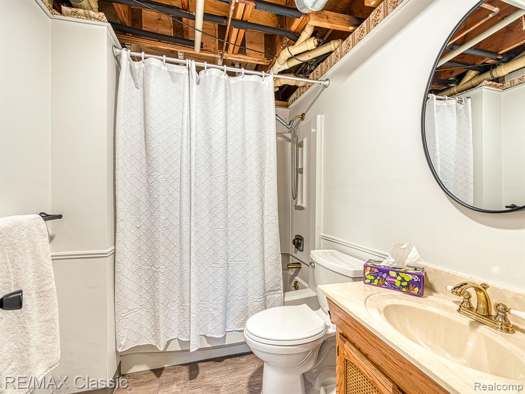428 E Shore Drive Property Photo 36