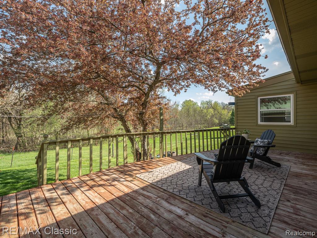 428 E Shore Drive Property Photo 38