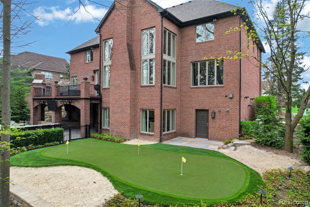 1867 Lincolnshire Drive Property Photo 68