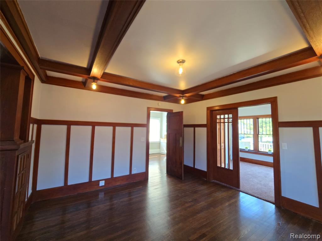 26850 W 7 Mile Road Property Photo 10