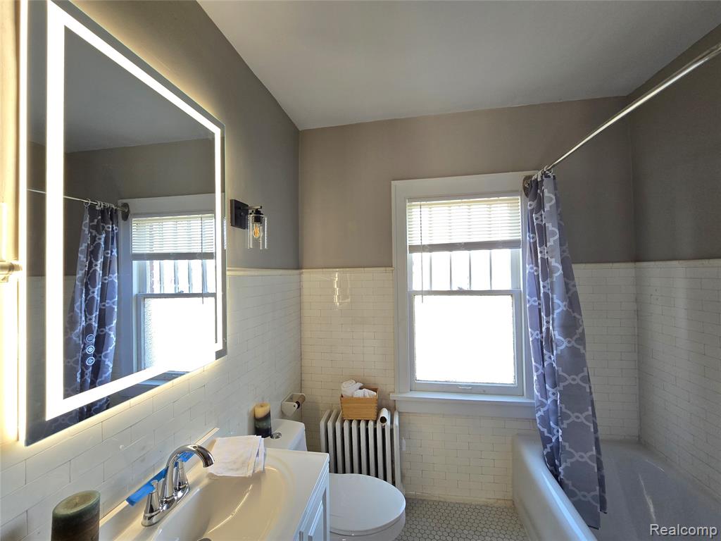 26850 W 7 Mile Road Property Photo 46