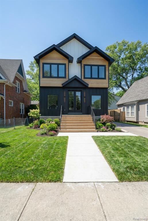 205 Pine Street Property Photo 1