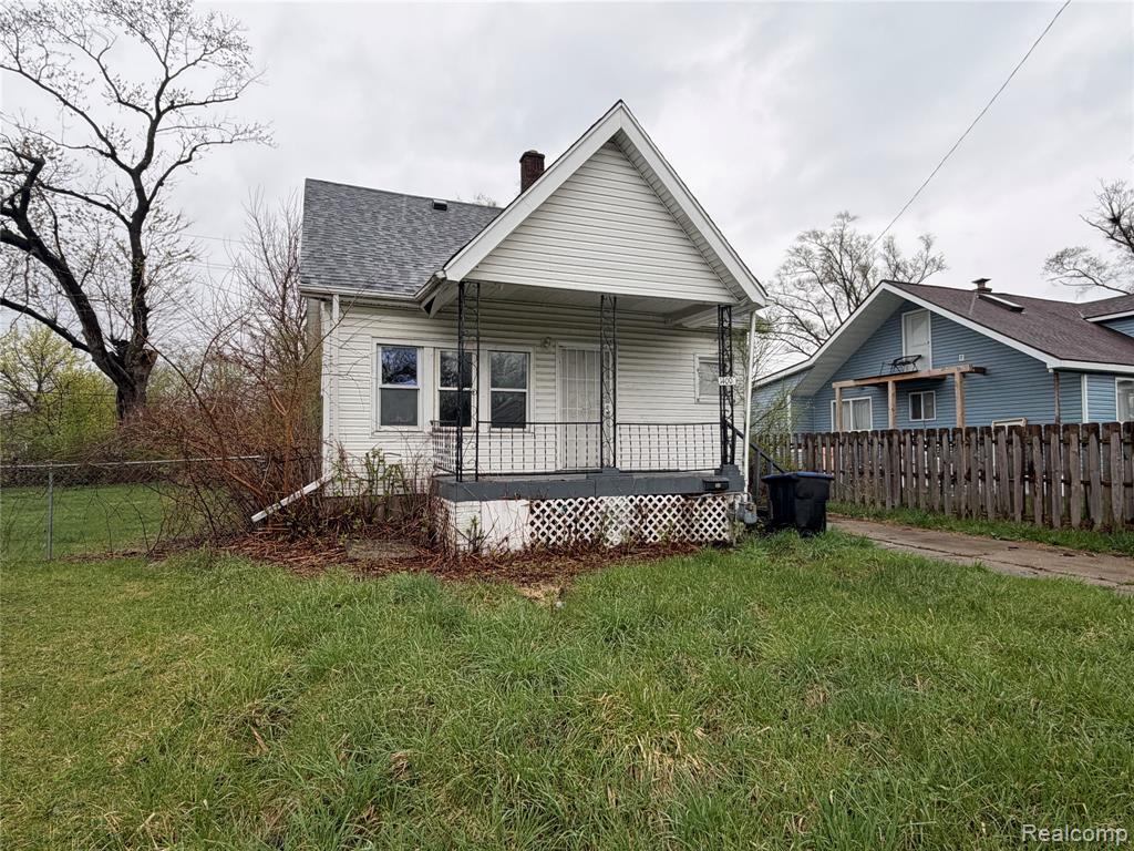 14002 Vaughan Street Property Photo 3