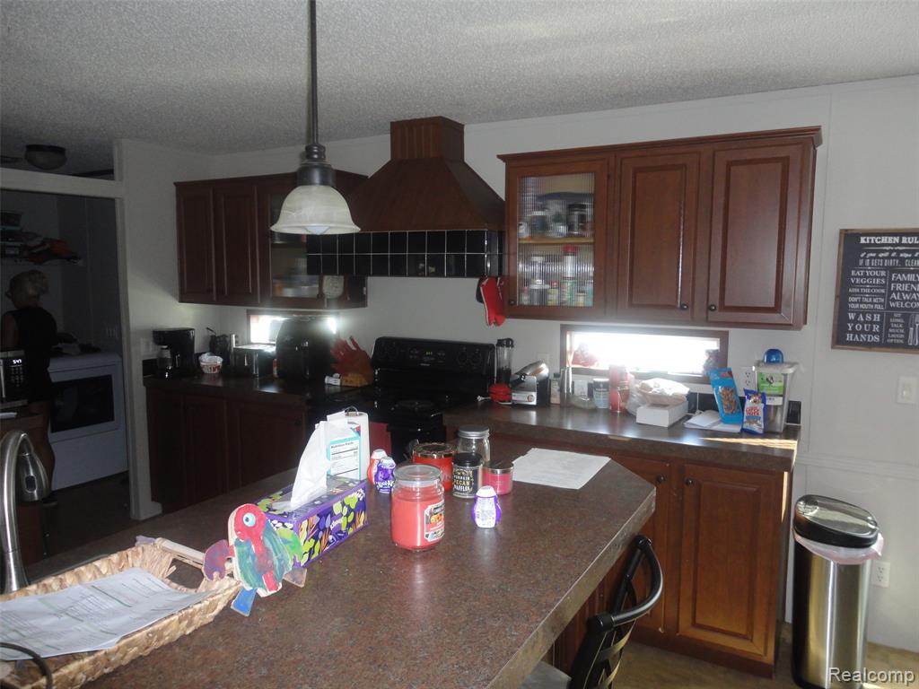 955 Cameron Circle Property Photo 7