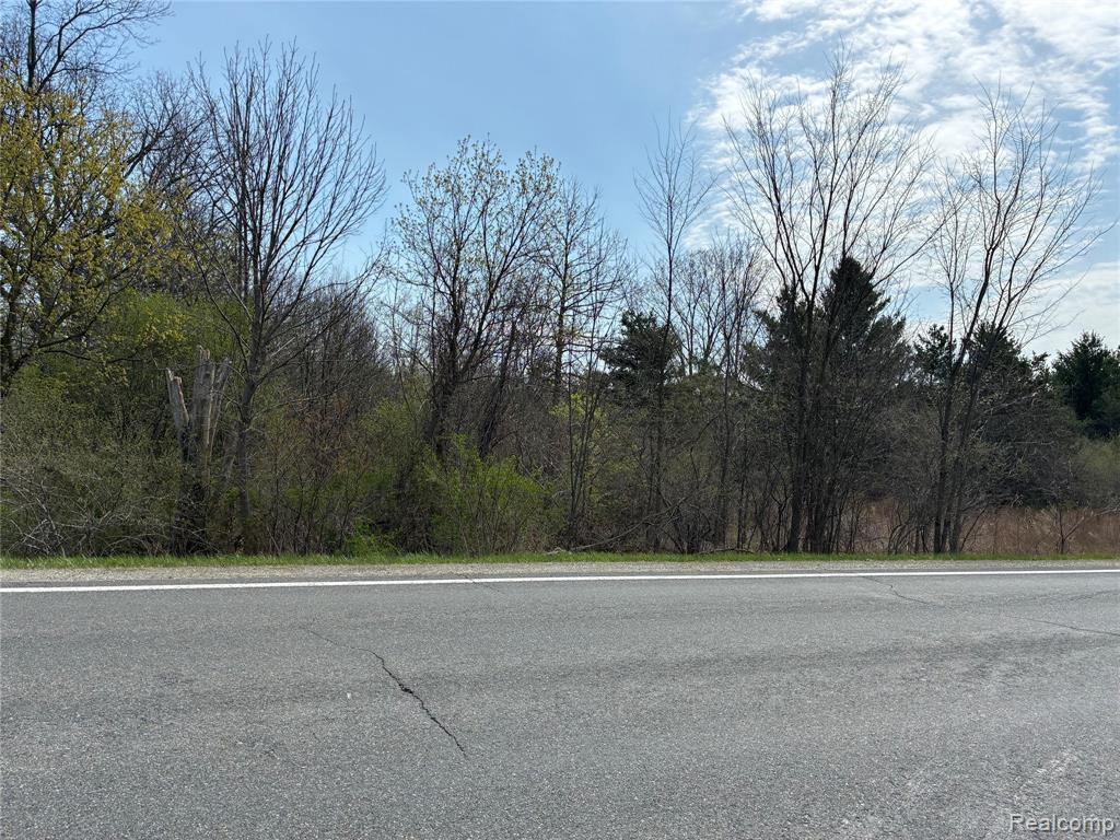 0004 Vincent Rd. Property Photo 1