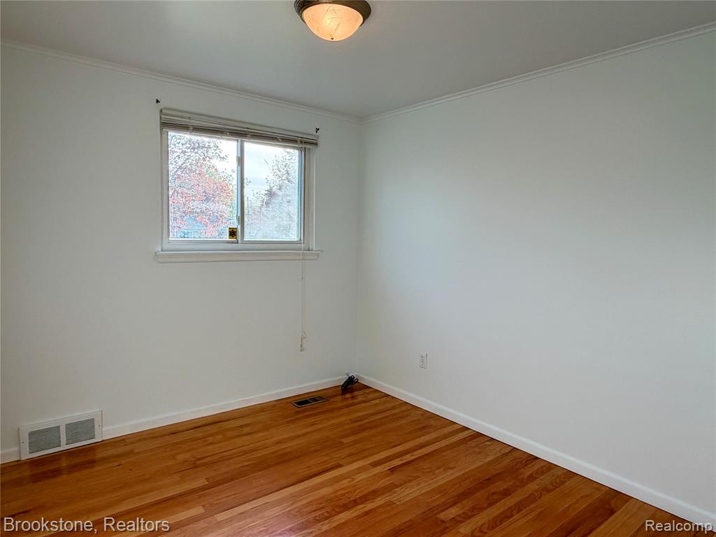8912 Ardel Drive Property Photo 13