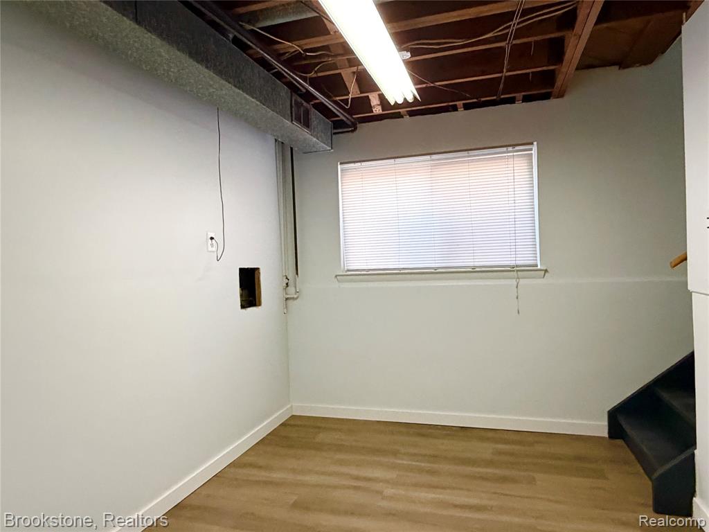 8912 Ardel Drive Property Photo 17