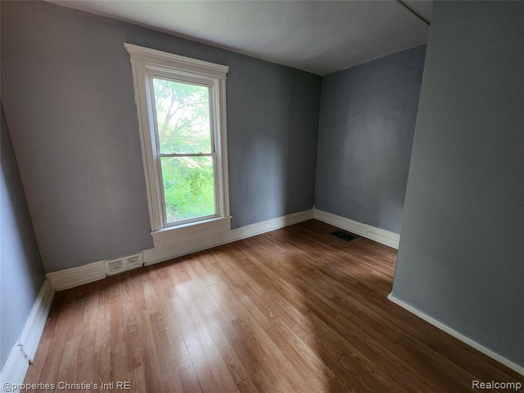4207 4th Street Property Photo 7