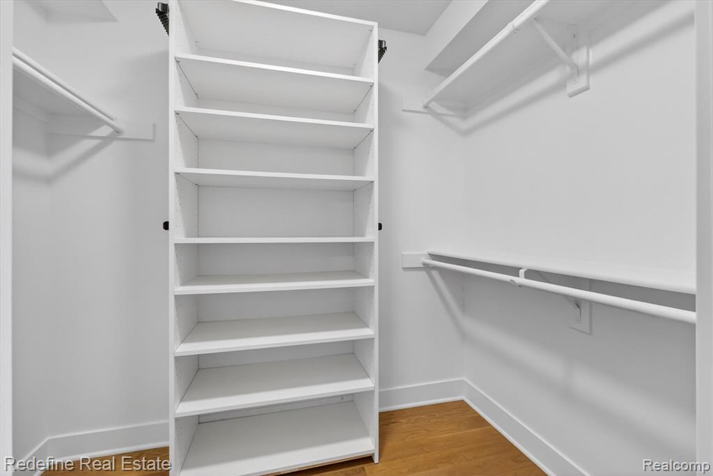 722 E Parent Avenue Property Photo 23