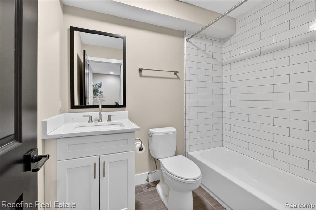 722 E Parent Avenue Property Photo 26