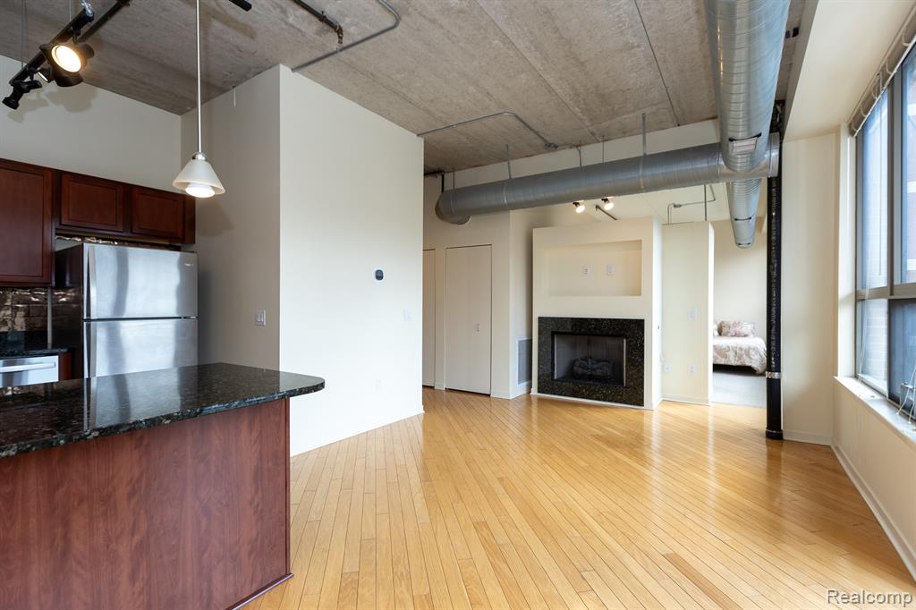315 2nd Street Property Photo 3