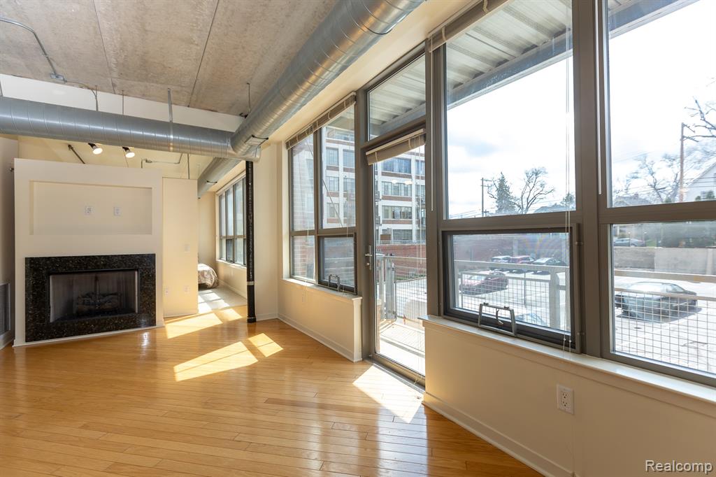315 2nd Street Property Photo 4