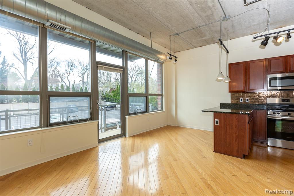 315 2nd Street Property Photo 6