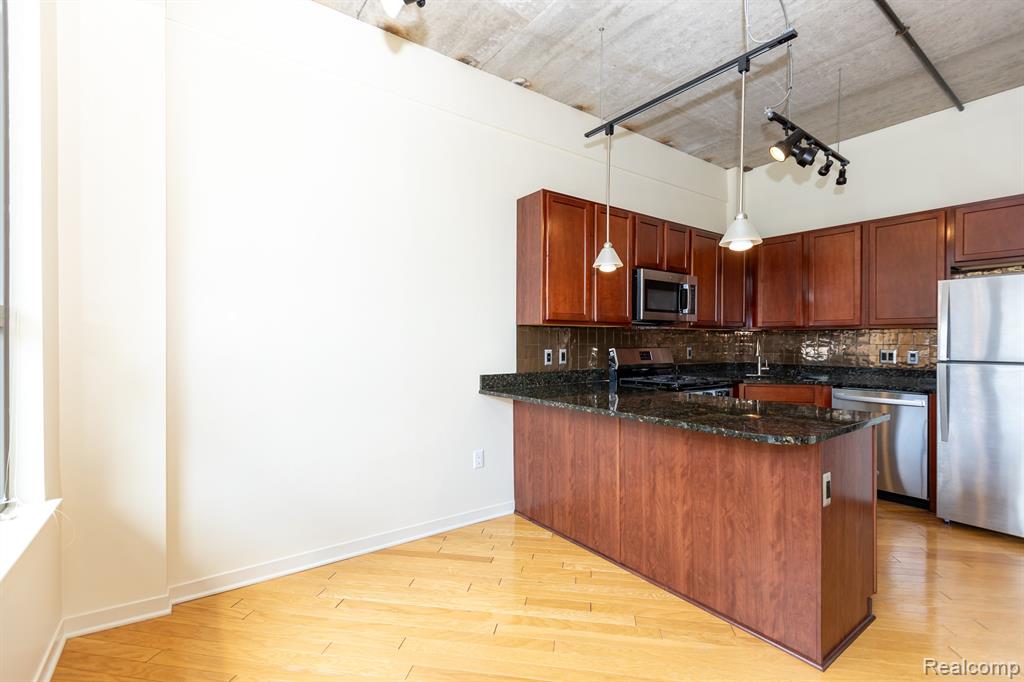 315 2nd Street Property Photo 14