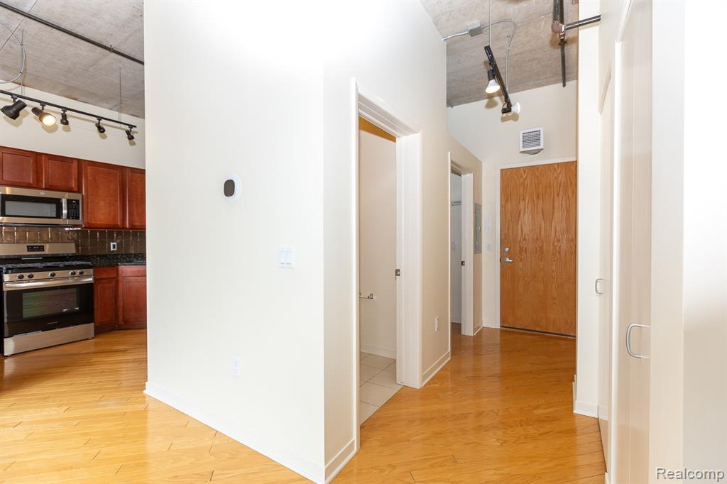 315 2nd Street Property Photo 23