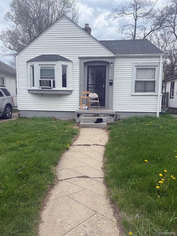 14621 Roselawn Street Property Photo 1