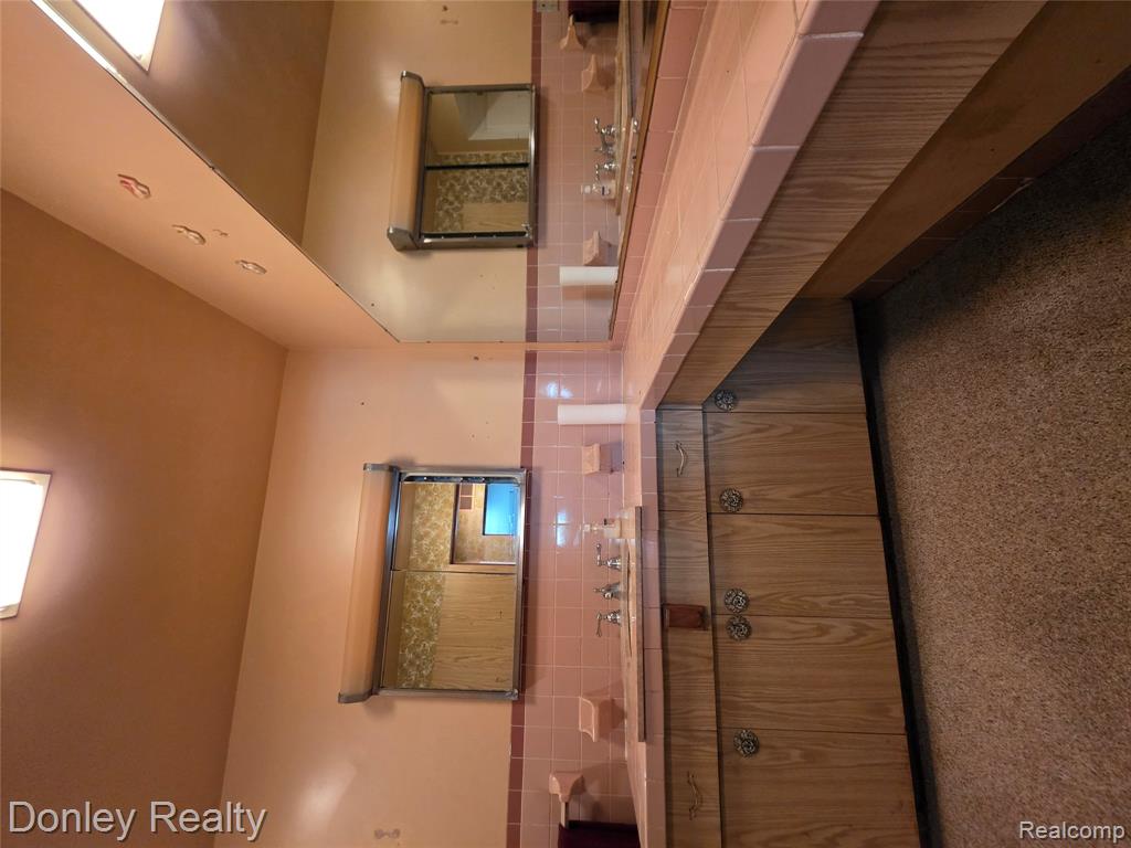 2100 W Sanilac Road Property Photo 19